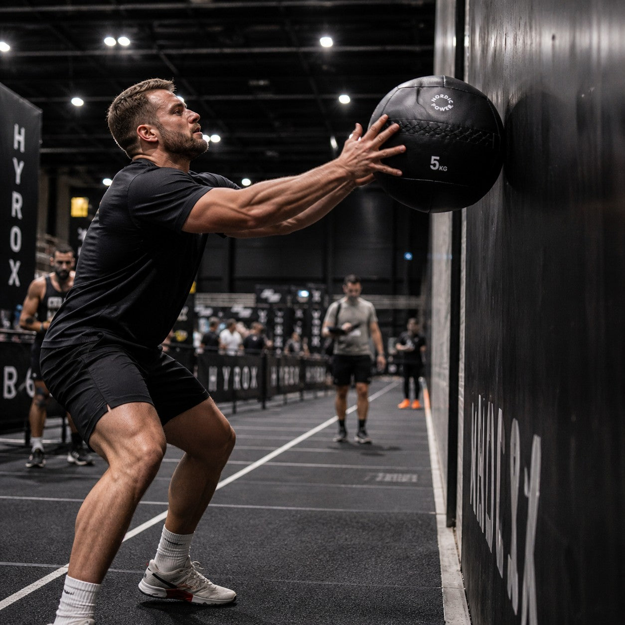 Väggboll 6 kg, Svart - NORDIC POWER